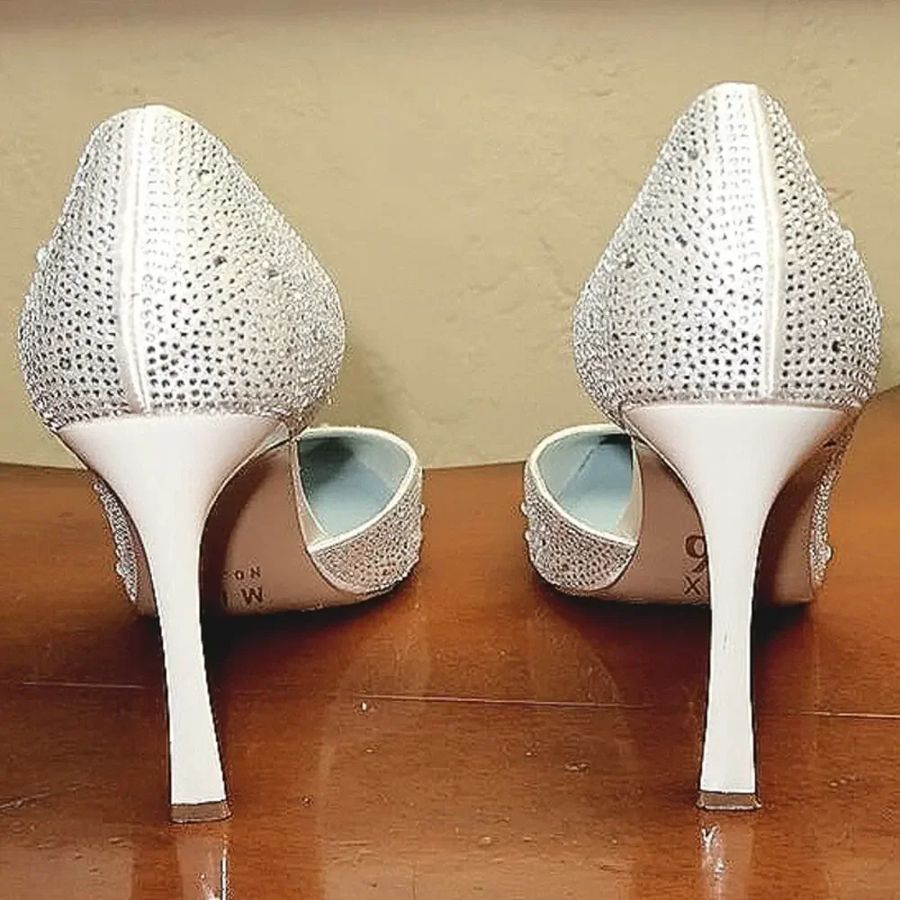 Mix No. 6 Maeryn Pump Swarovski crystals